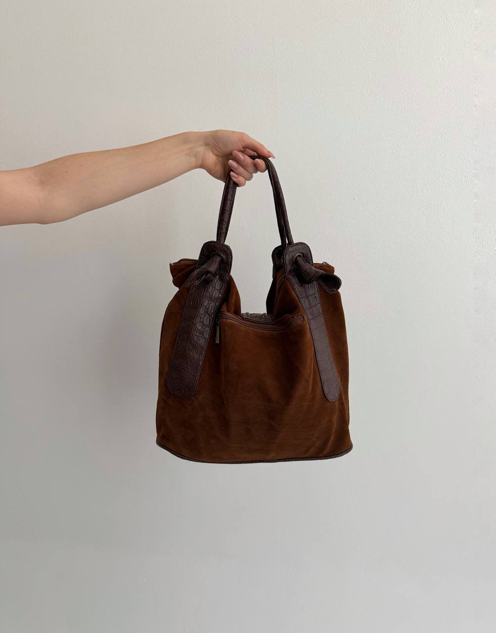 Vintage brown faux suede shoulder bag