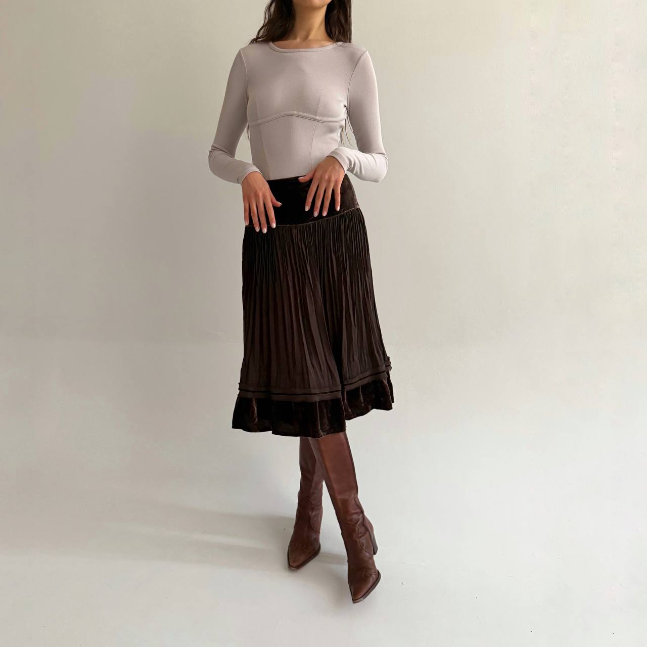 Vintage velvet pleated brown skirt