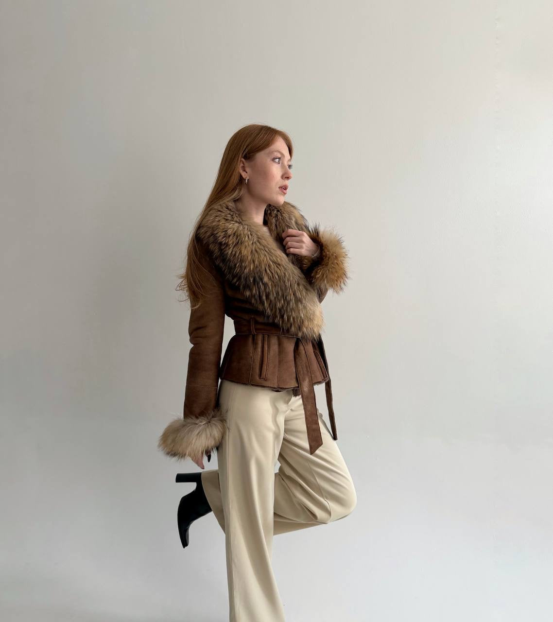 Vintage genuine leather jacket with real fur collar