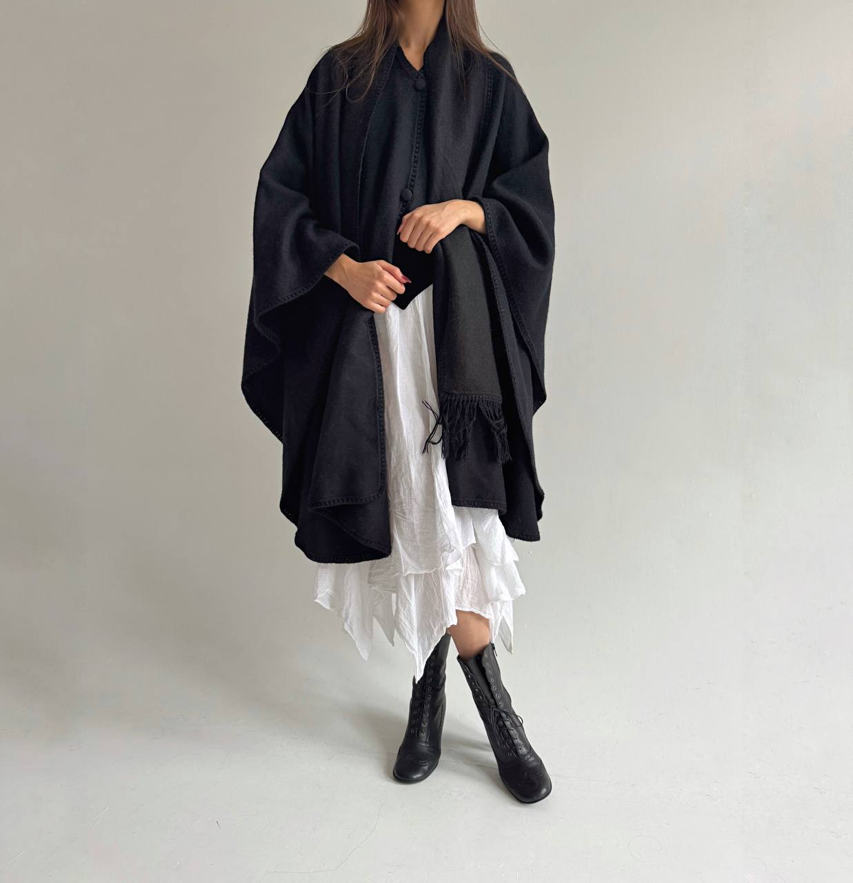 Vintage 100% alpaca poncho