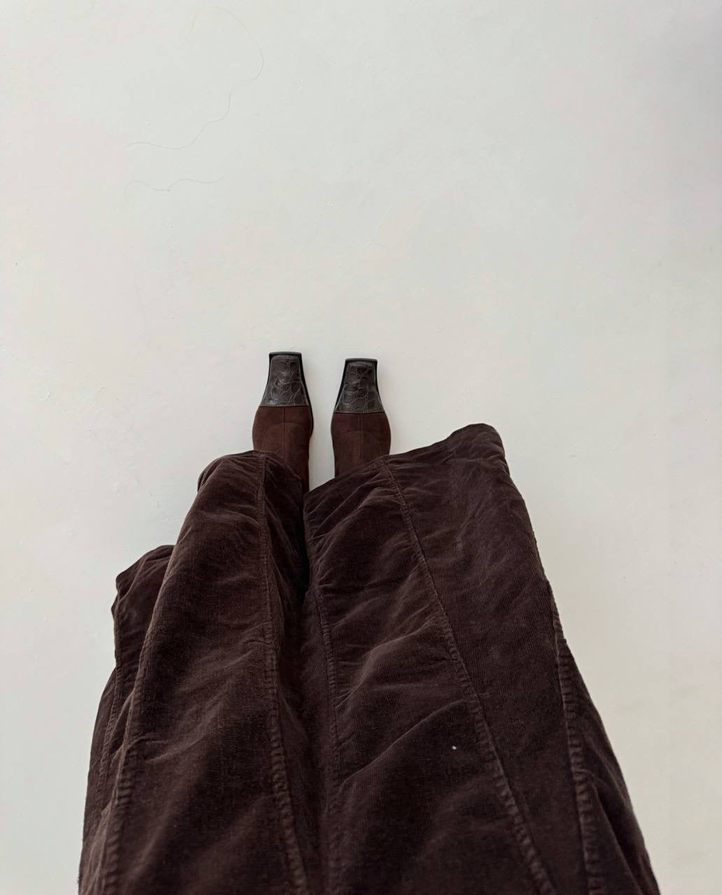 Vintage brown boots with python imitated toes