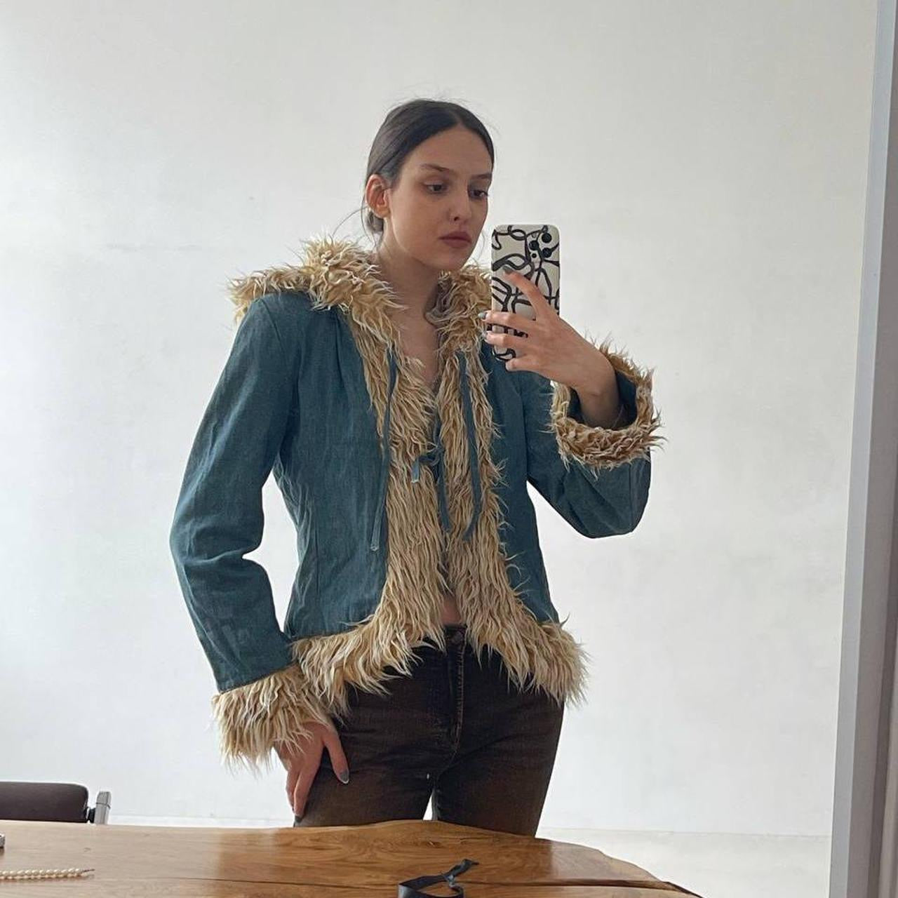 Vintage denim jacket with faux fur and a hood