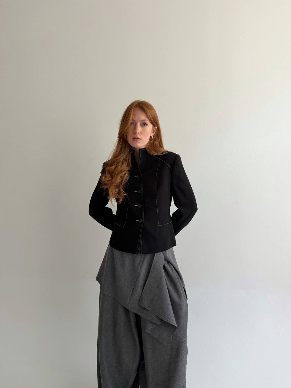 Vintage 45% viscose black button up blazer