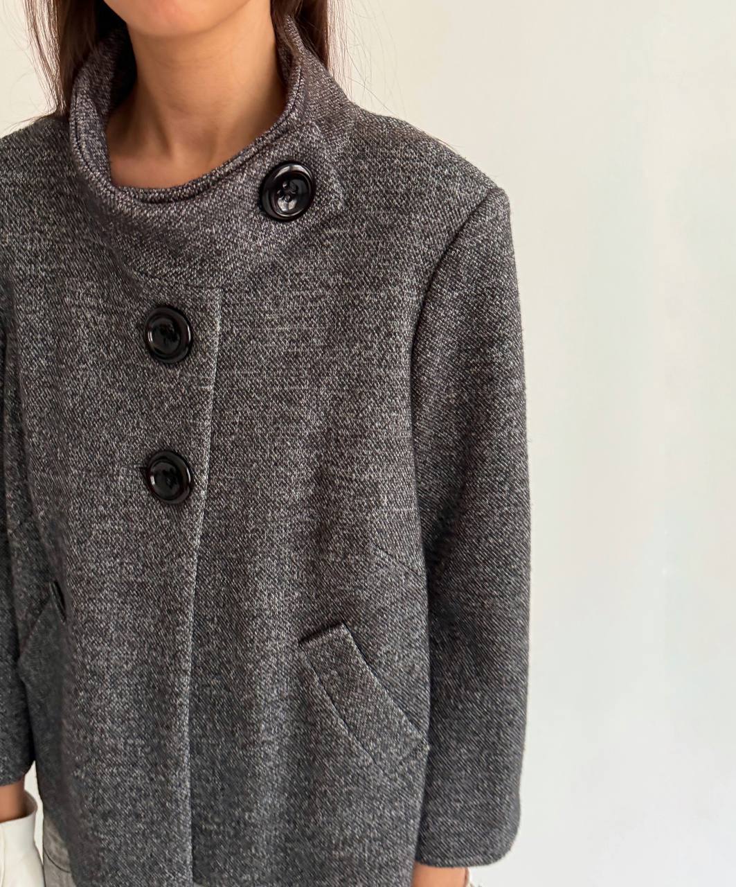 Vintage woollen grey cropped coat