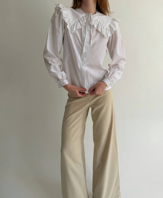 Vintage 50% cotton cottagecore blouse