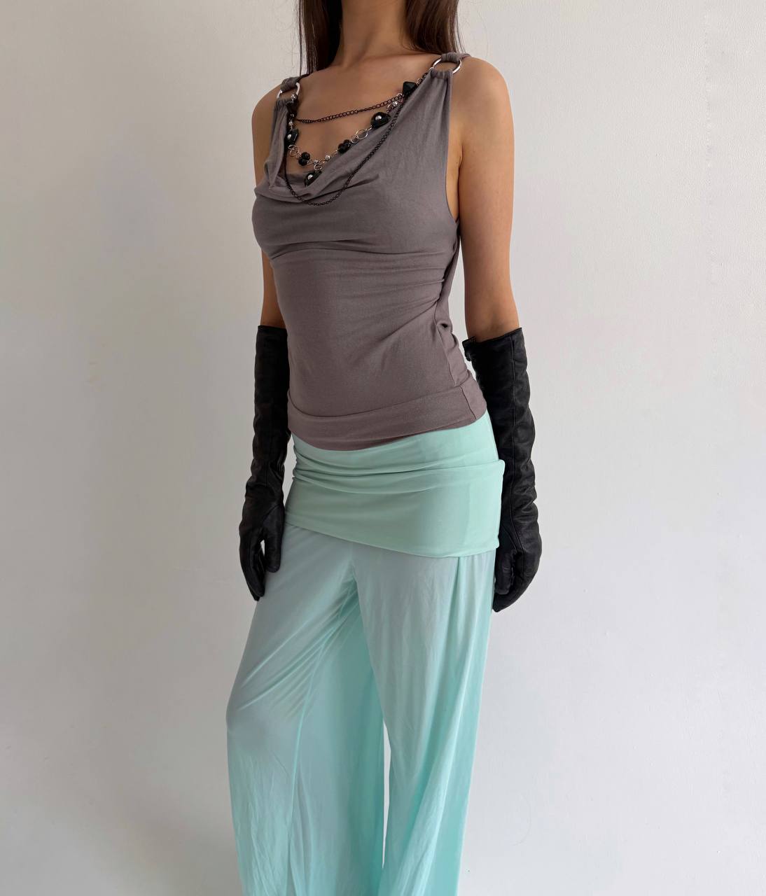 Vintage Y2K top with necklace