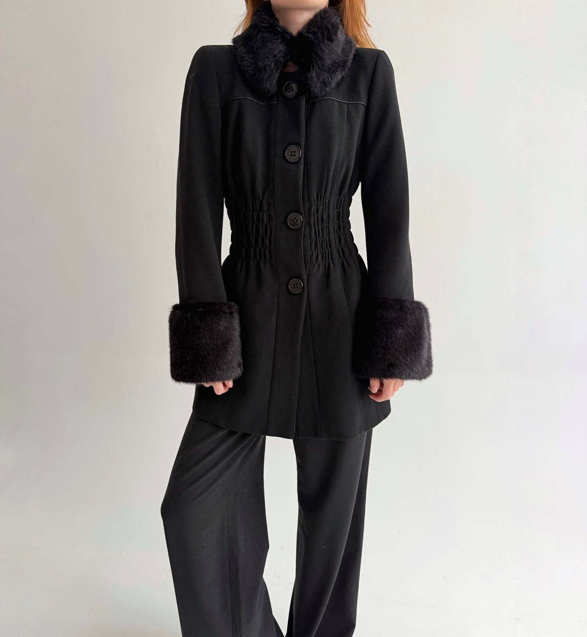 Y2K black waisted coat with fur collar