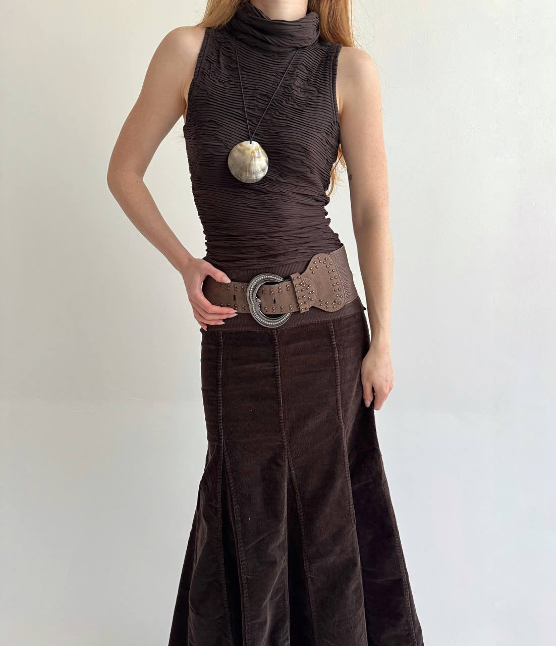 Vintage brown elastic studded belt