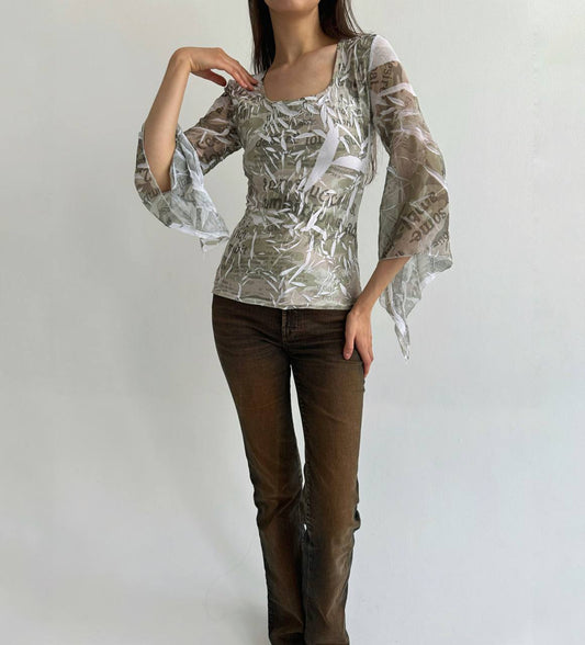 Vintage font print crinkle blouse