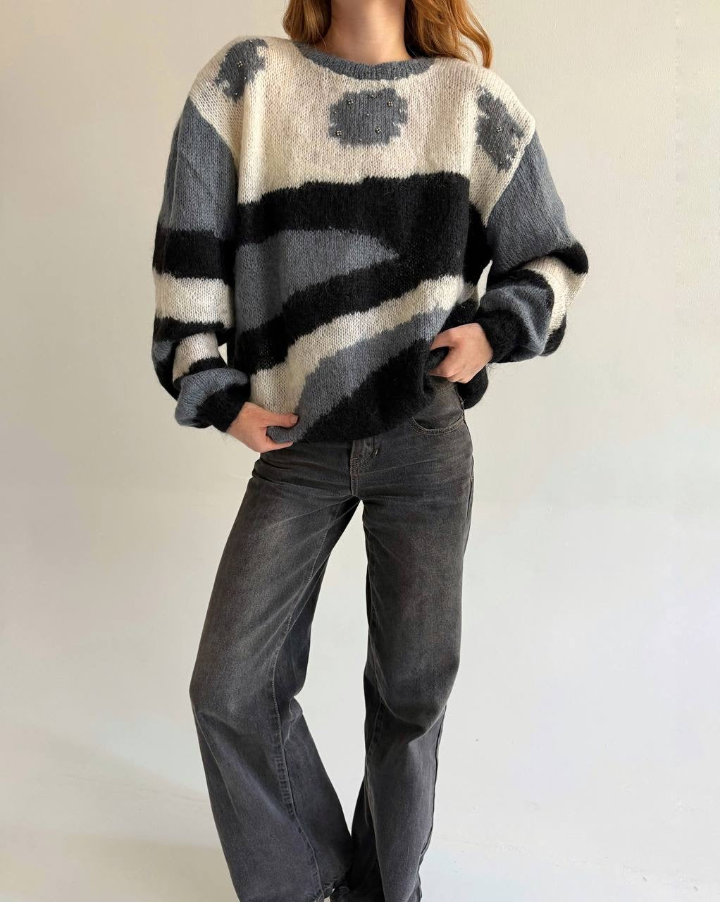 Vintage abstract patterned knit sweater