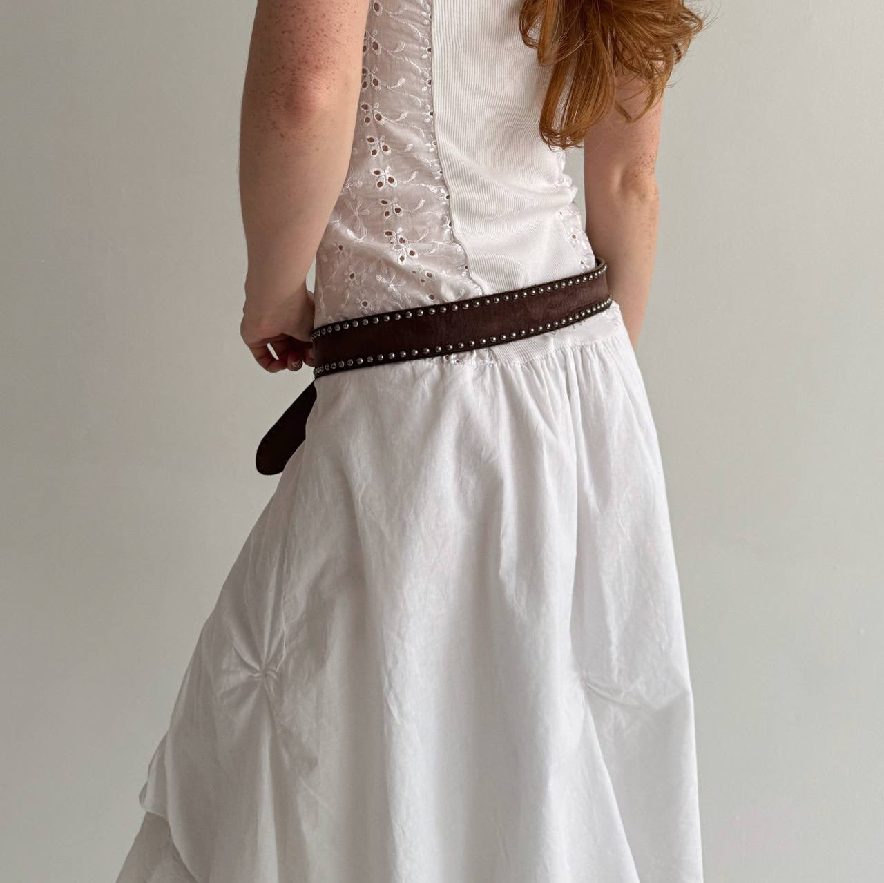 Vintage genuine leather belt with flower buckle