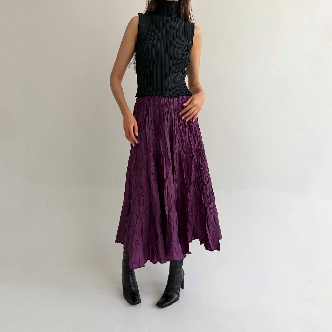 Vintage purple pleated skirt