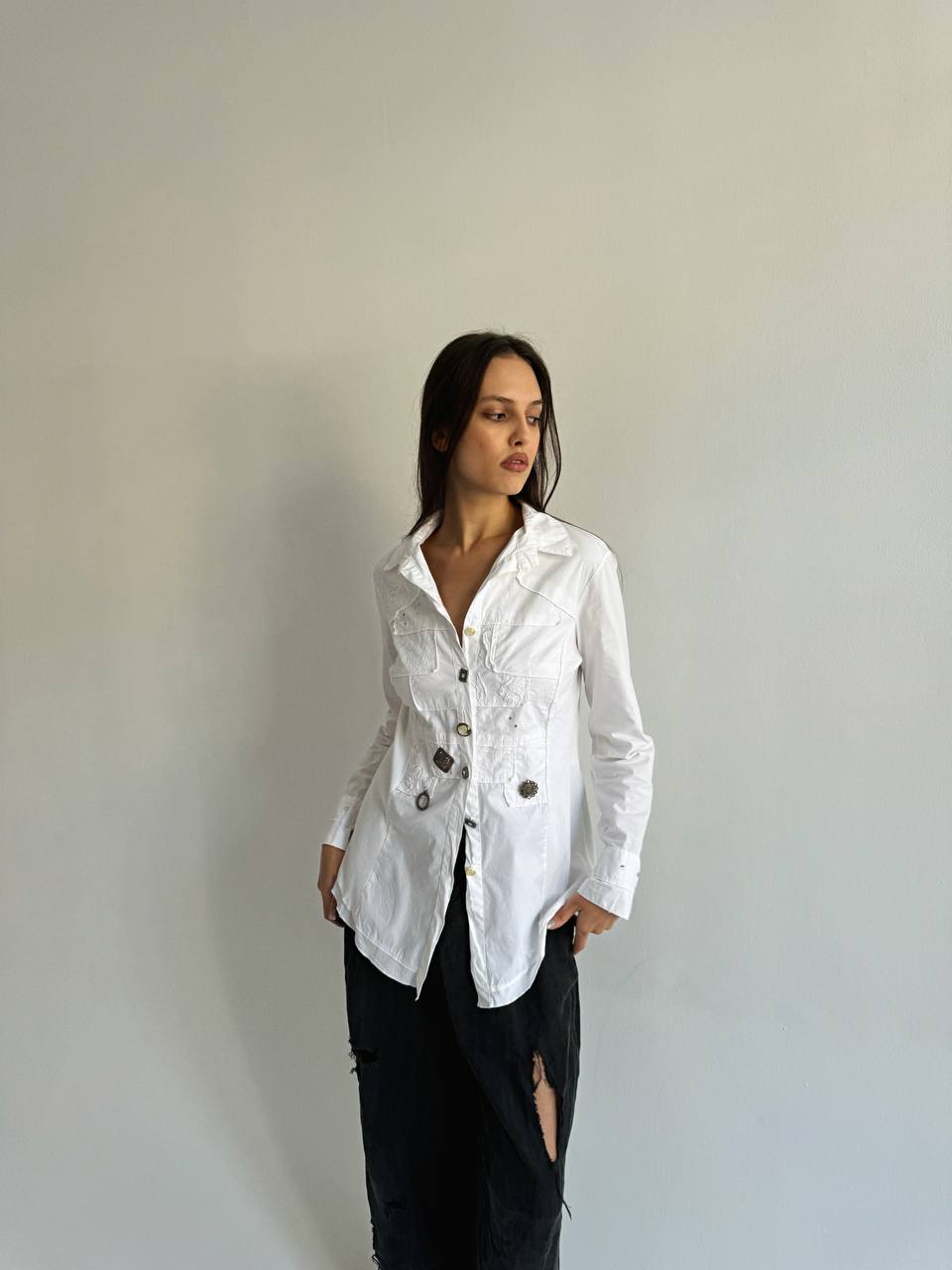 Vintage cotton avant garde blouse with different buttons