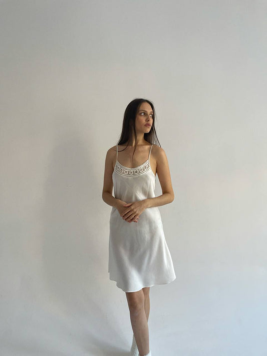 Vintage 100% pure silk milky nigh dress with chest embroidery