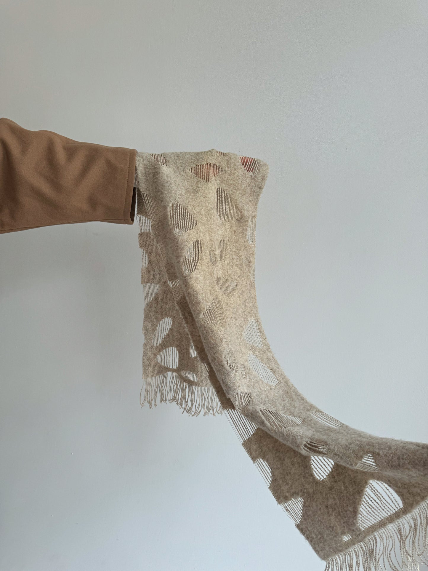 Vintage warm scarf with fringe