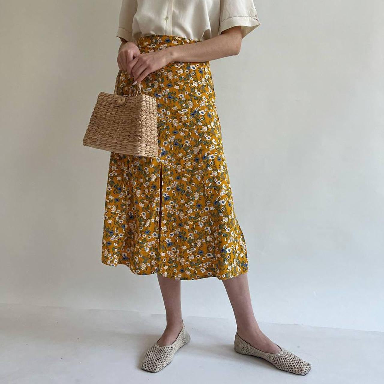 Viscose flower pattern skirt