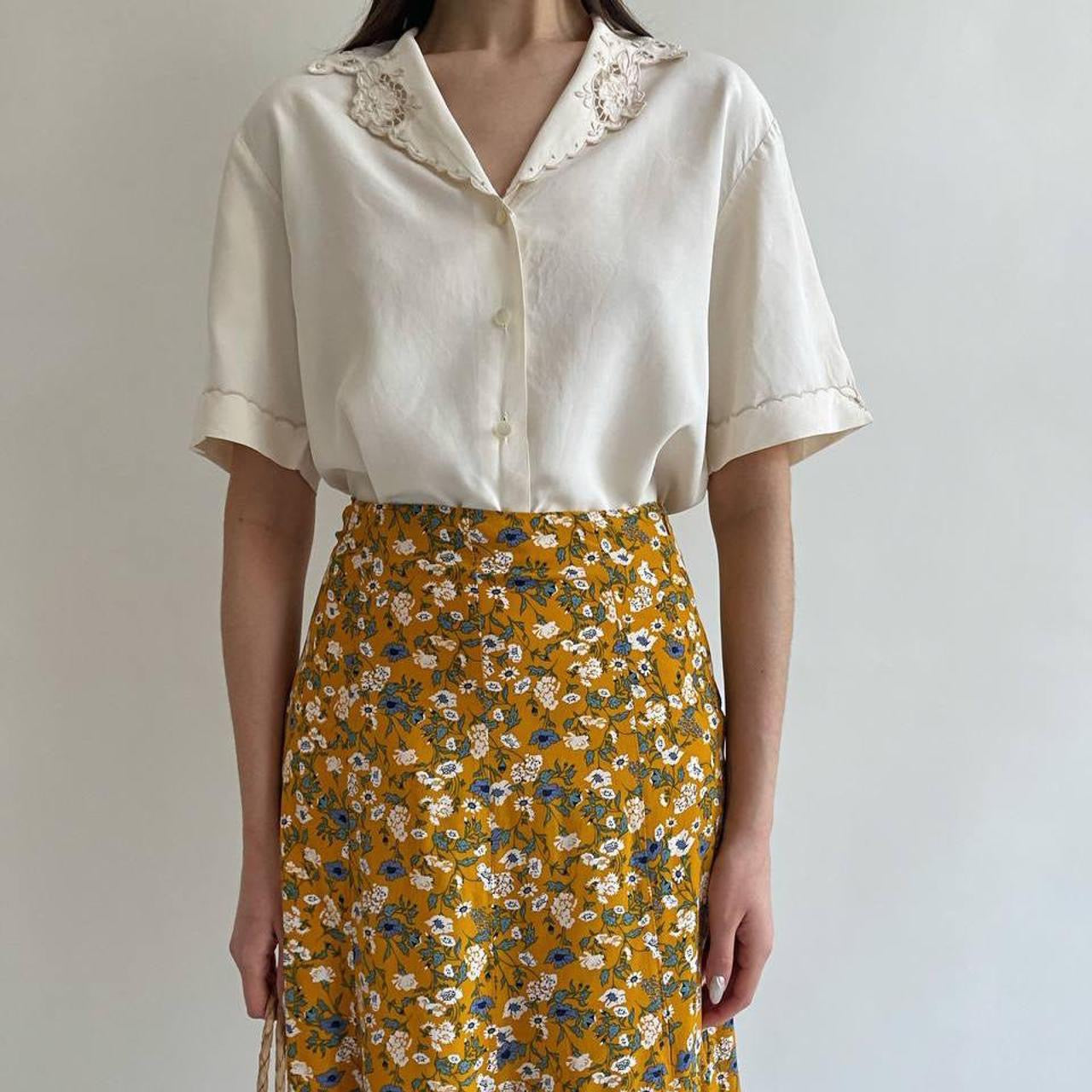 Viscose flower pattern skirt