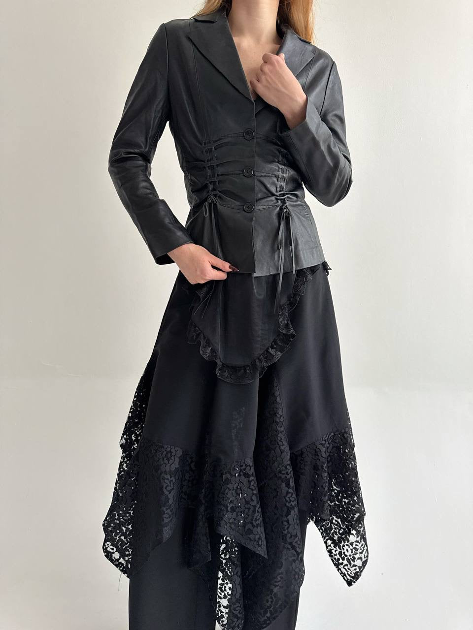 Vintage genuine leather black fitted jacket