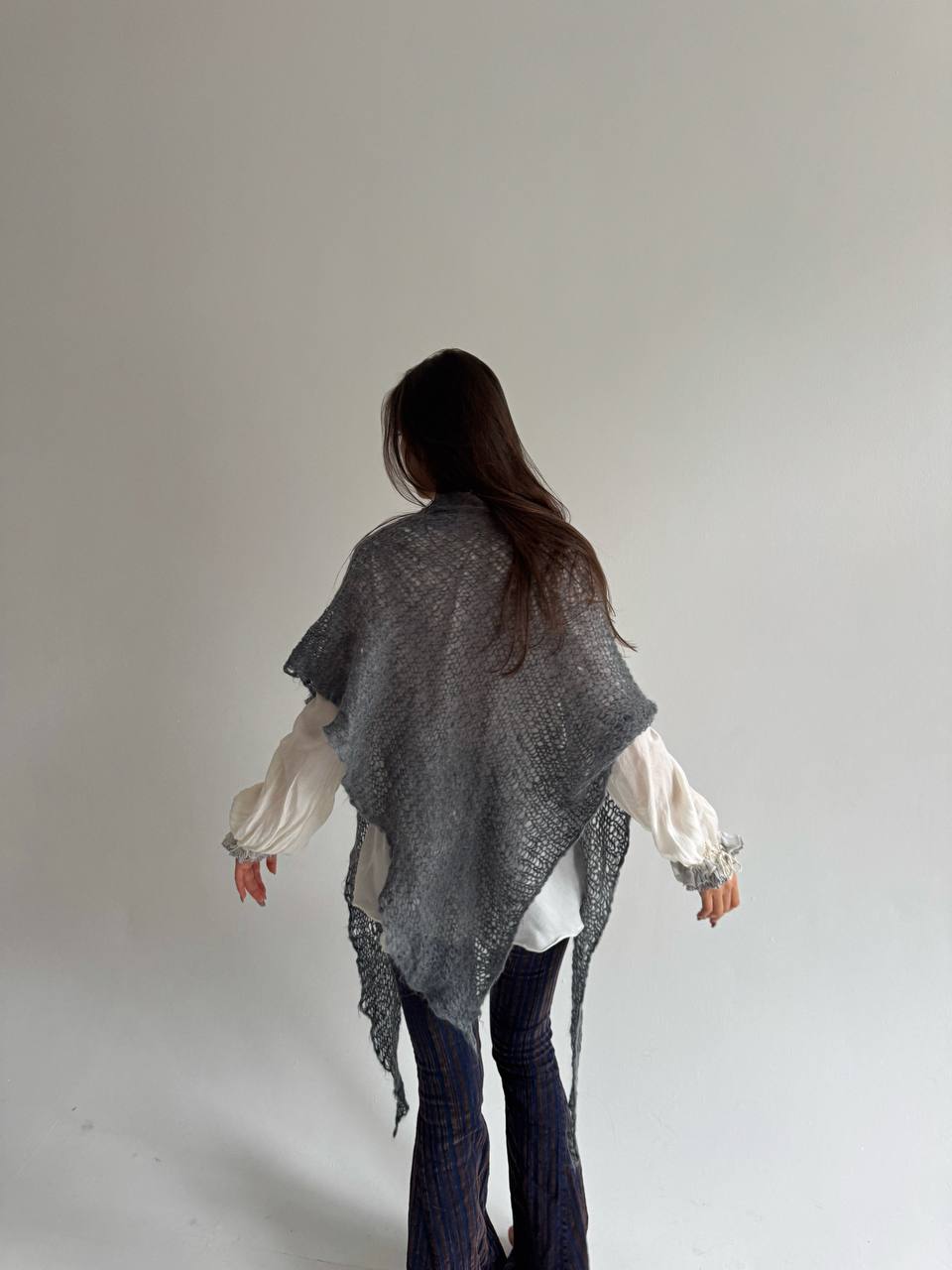 Vintage grey crochet scarf