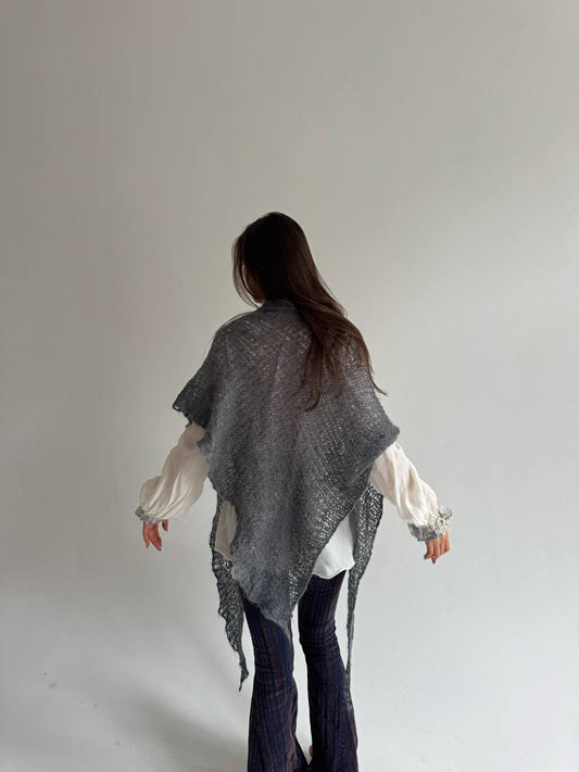 Vintage grey crochet scarf