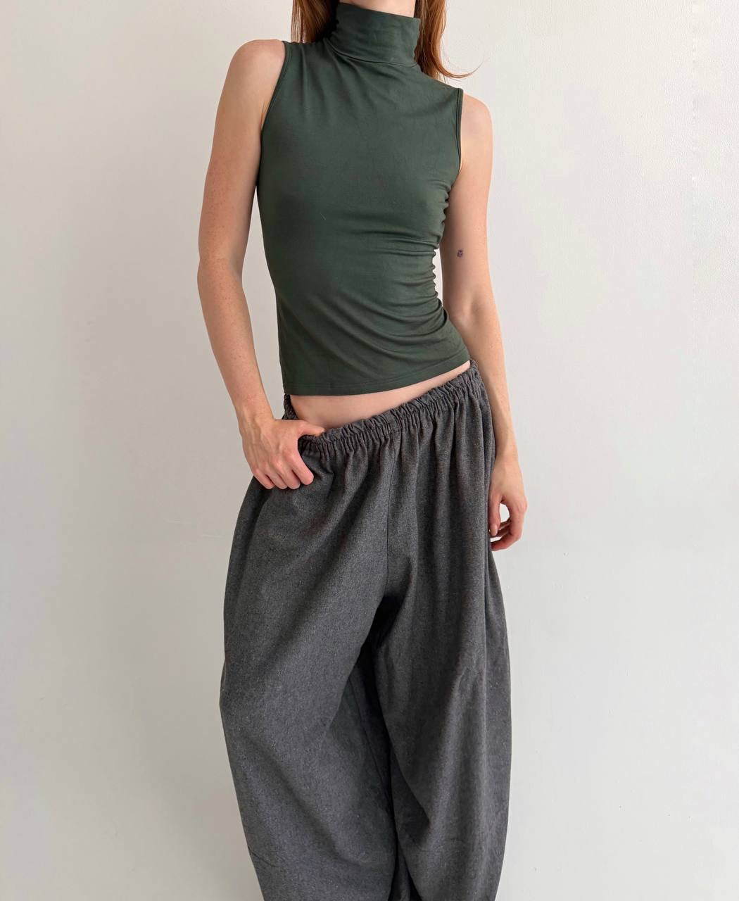 Vintage 95% viscose dark green top