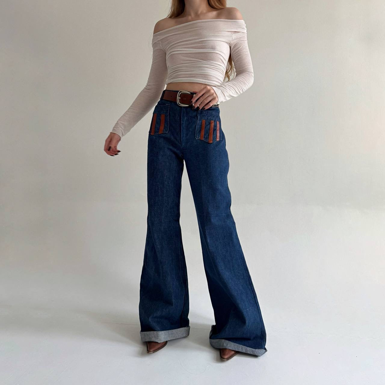 Vintage wide leg flared jeans