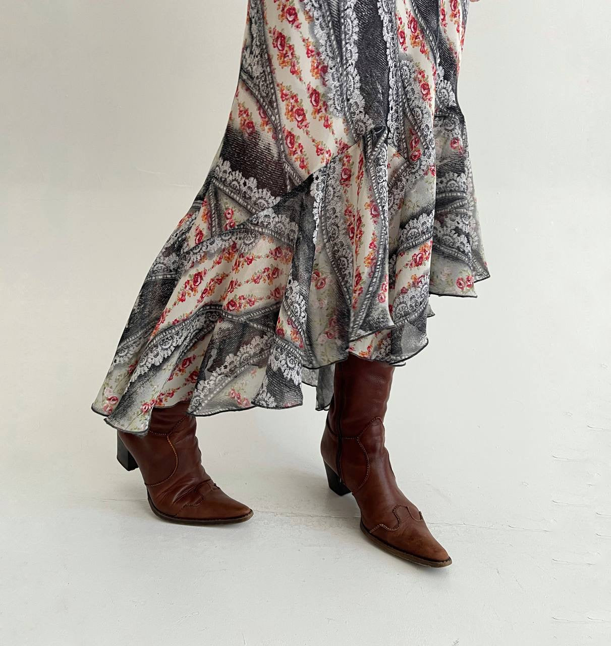 Vintage asymmetrical printed skirt