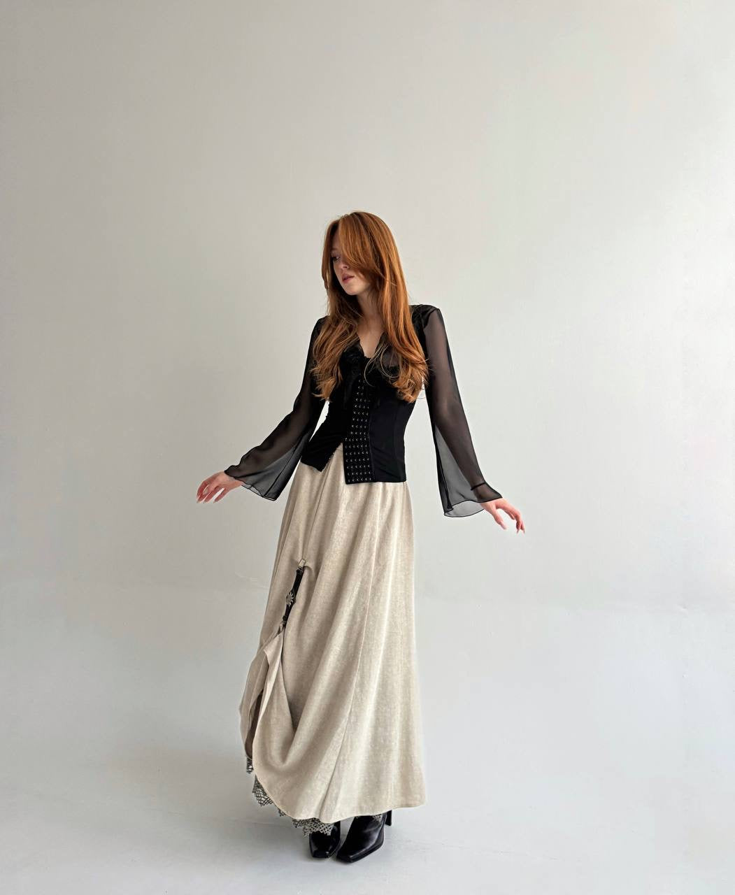 Vintage bavarian 100% linen beige long skirt