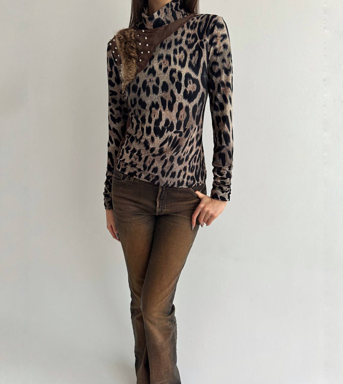 Vintage leopard fur turtleneck