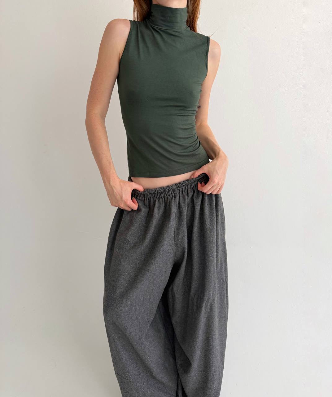 Vintage 95% viscose dark green top