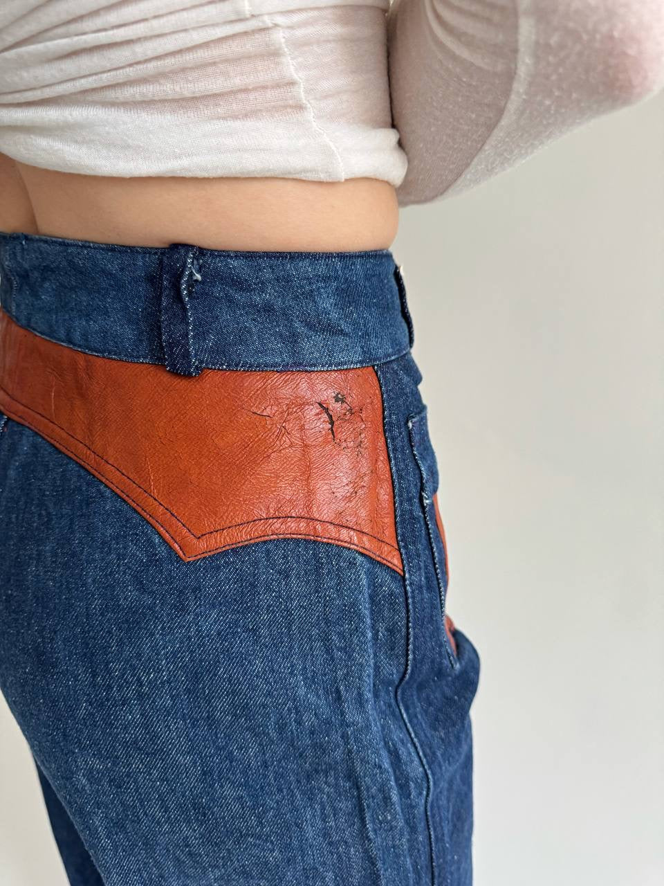 Vintage wide leg flared jeans