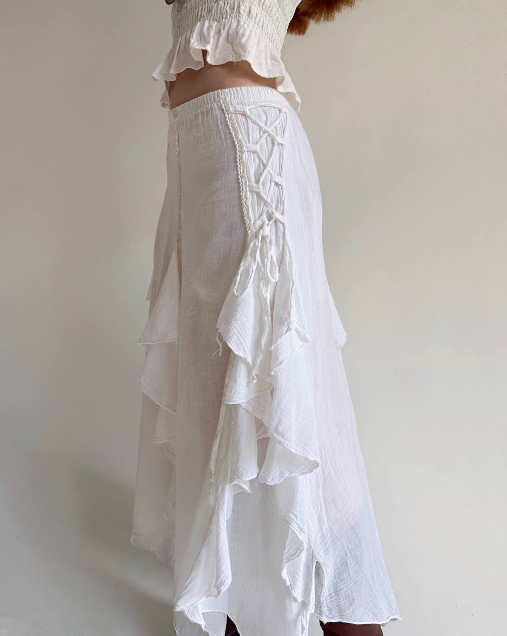 Vintage cotton asymmetrical white skirt