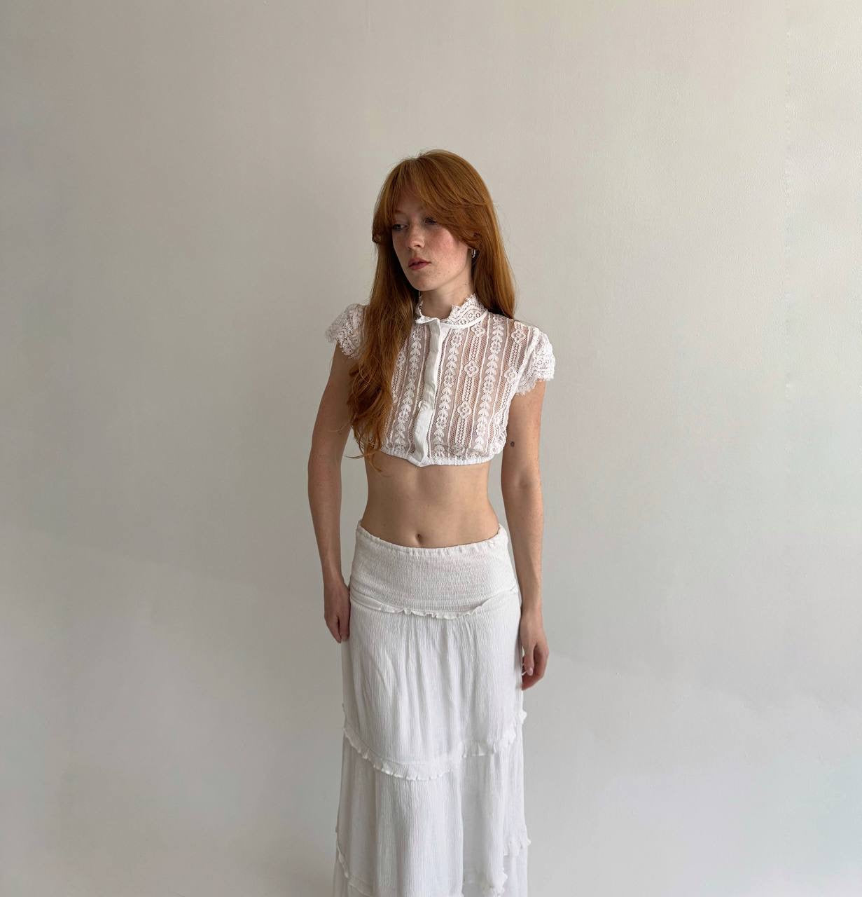 Vintage white lace cropped blouse