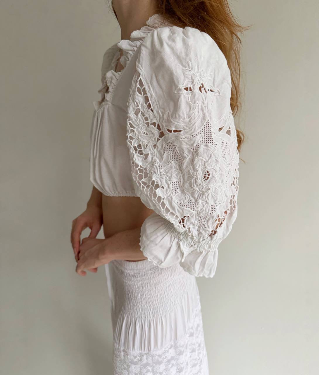 Vintage Bavarian 100% cotton cropped blouse