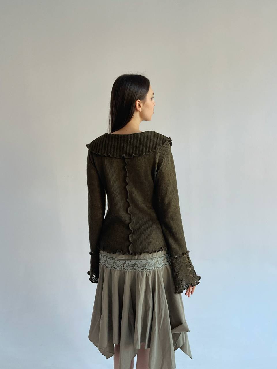 Vintage fairycore dark green asymmetrical cardigan with flower feather brooch