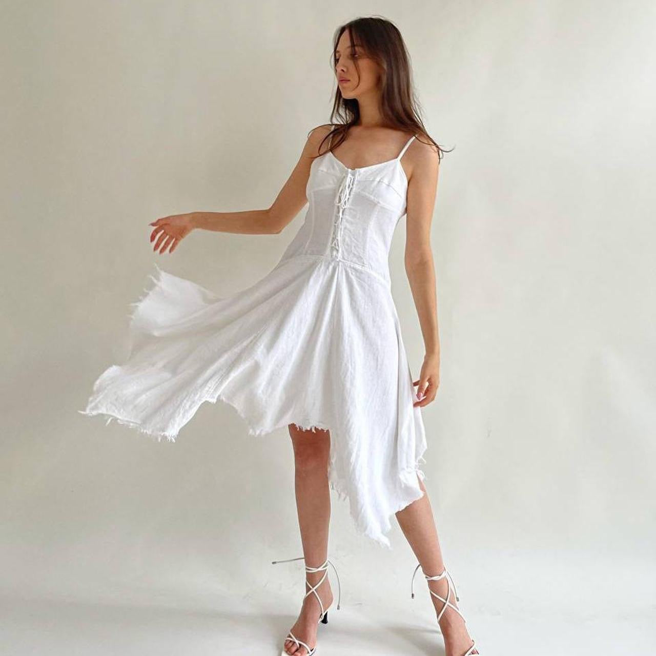 Vintage cotton white dress with corset like front