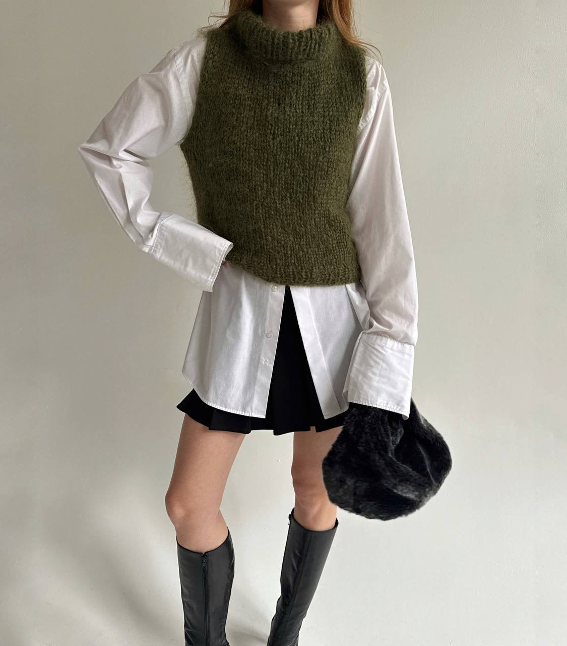 Vintage khaki fluffy knitted vest