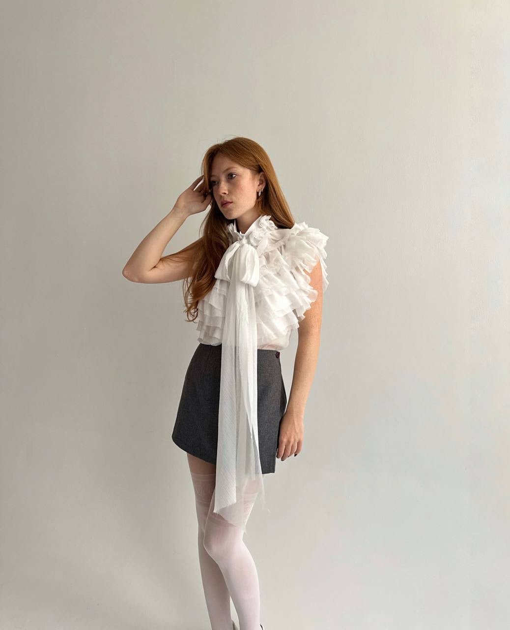 Vintagewhite blouse with raw trim ruffles