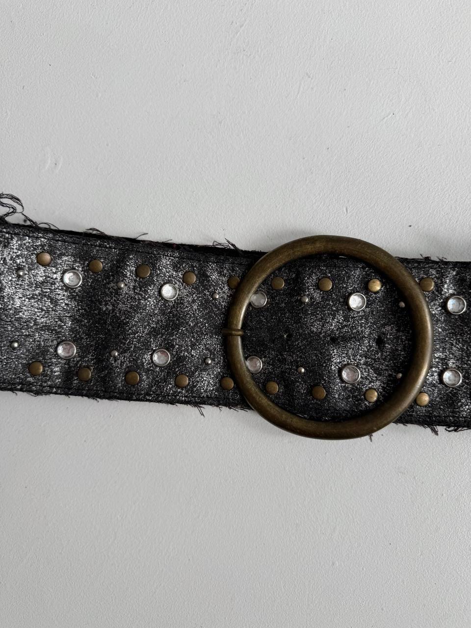 Vintage metallic studded belt
