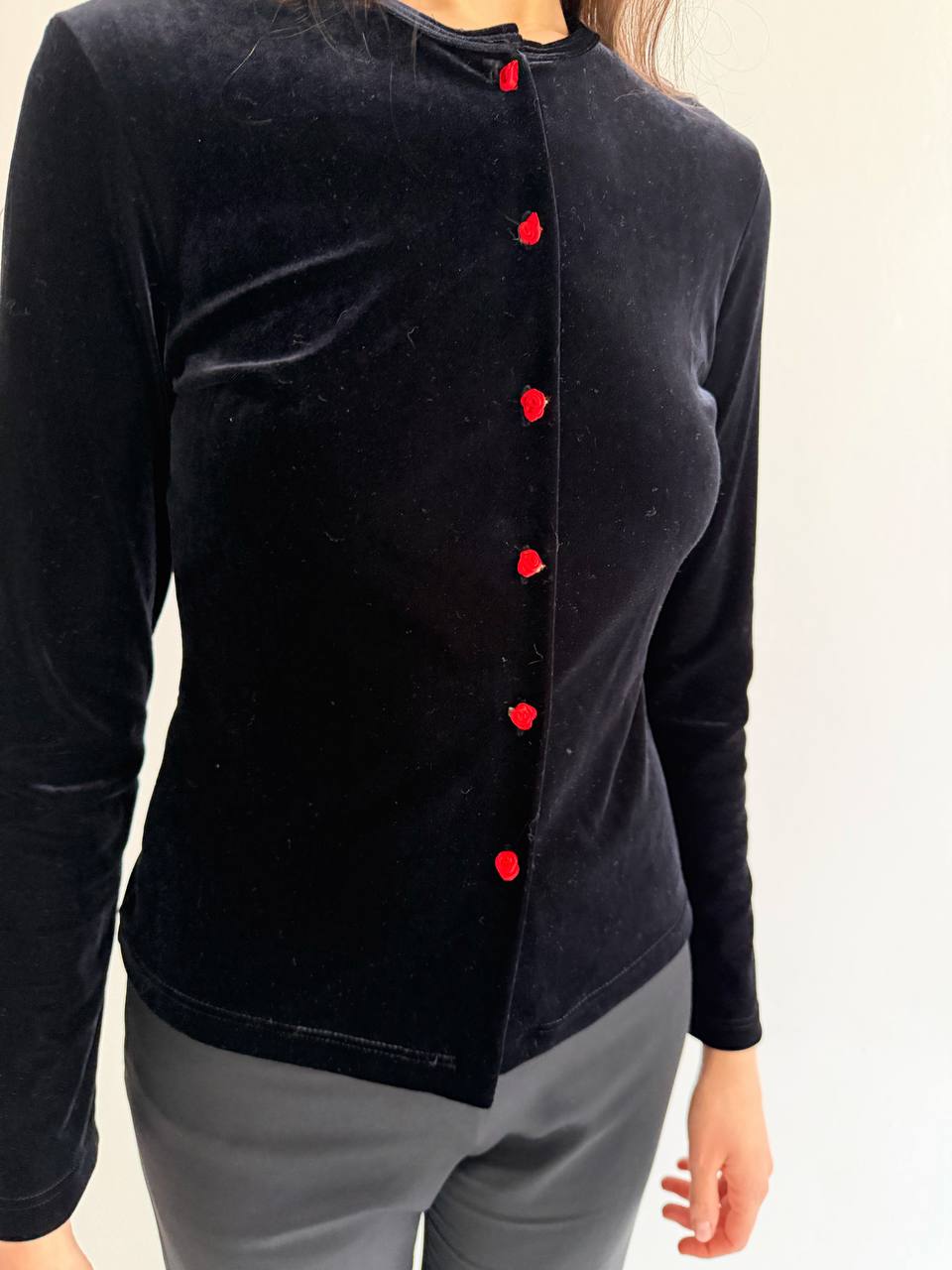 Vintage velvet cardigan with roses