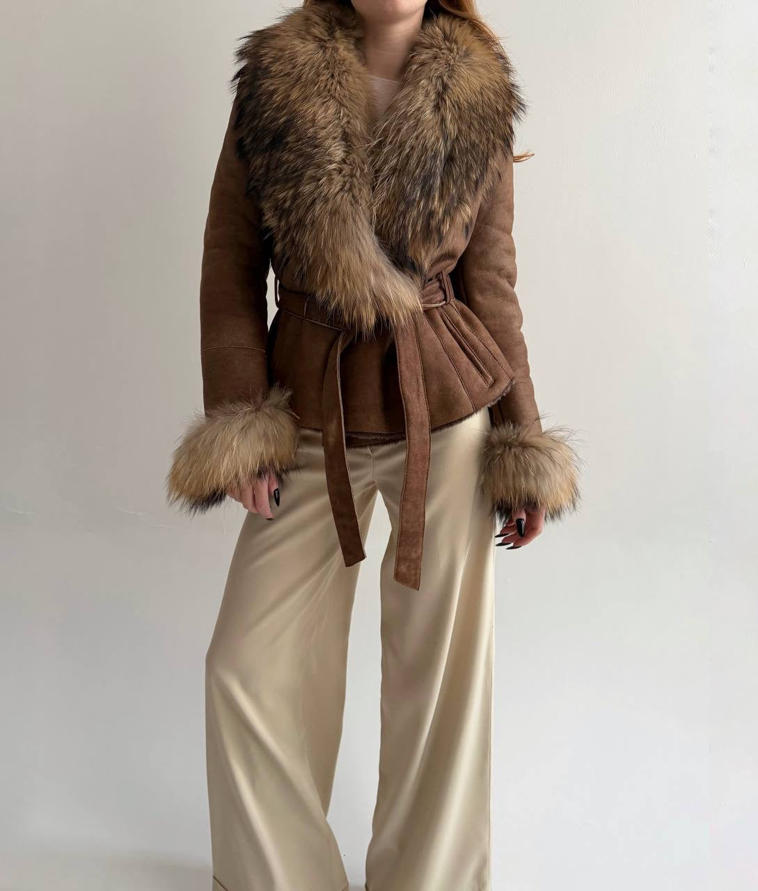 Vintage genuine leather jacket with real fur collar