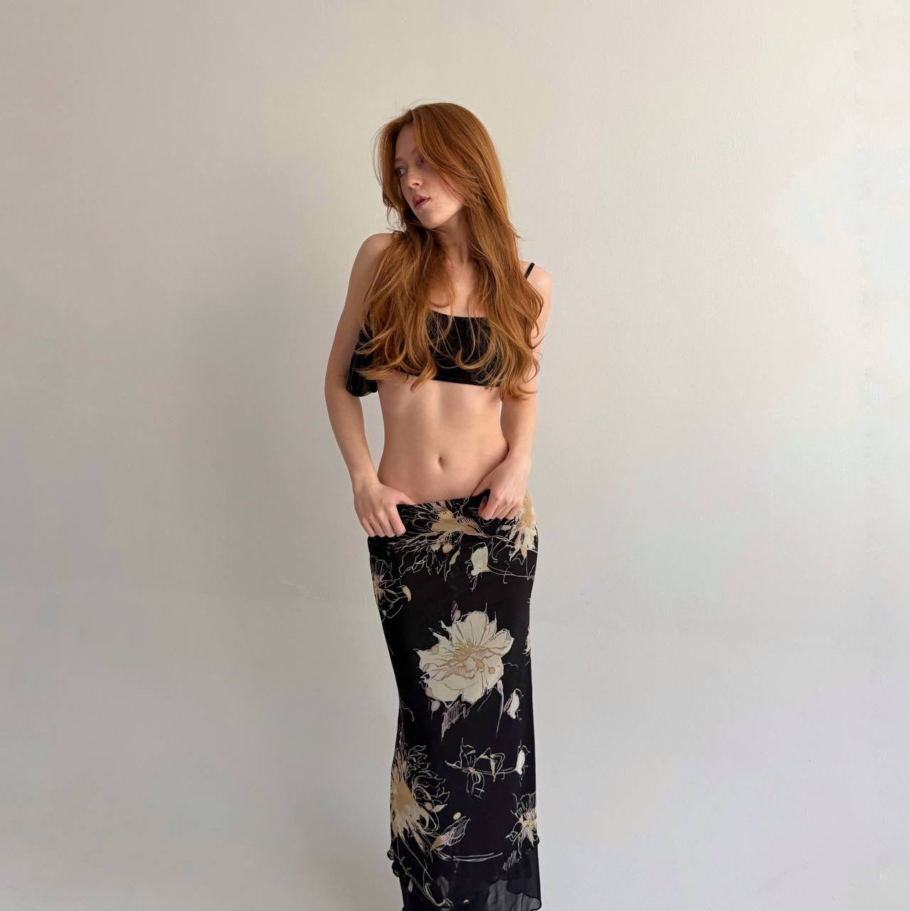 Vintage long skirt with flower print