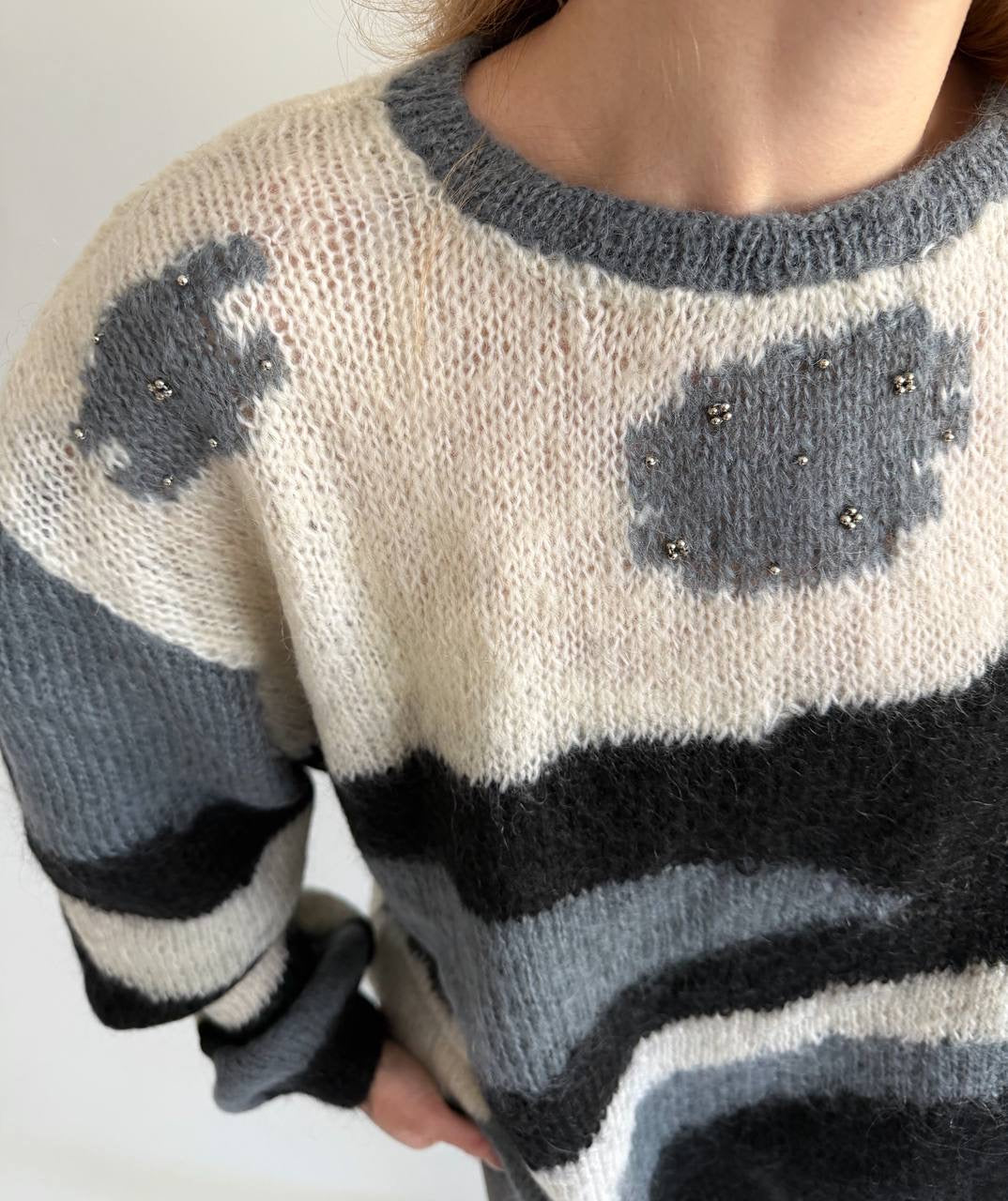 Vintage abstract patterned knit sweater