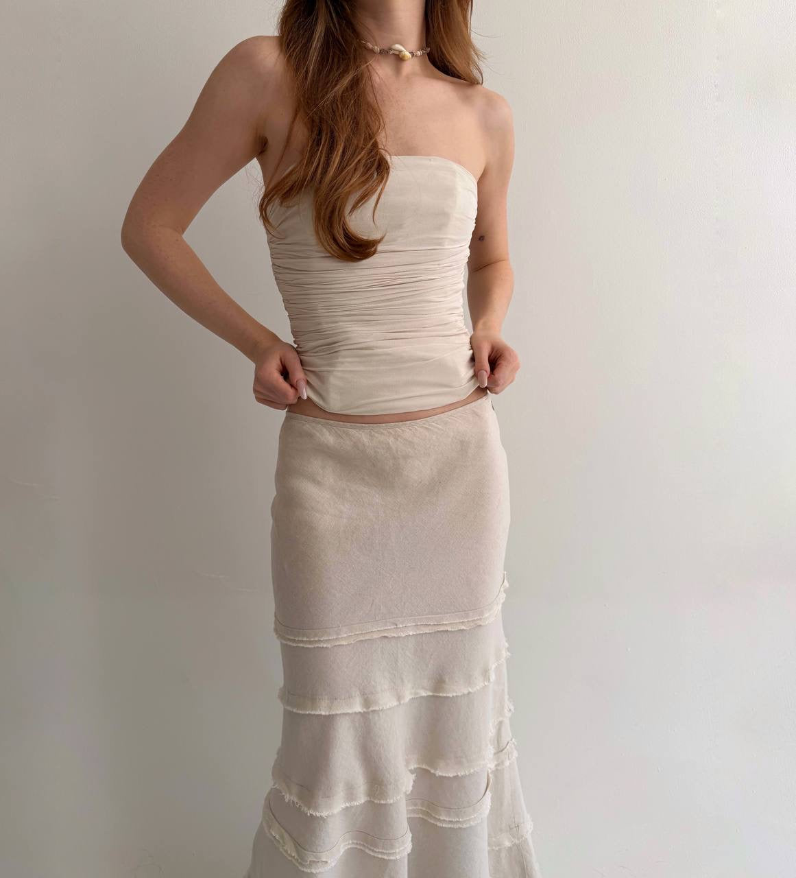 Y2K linen skirt with embroidery detail