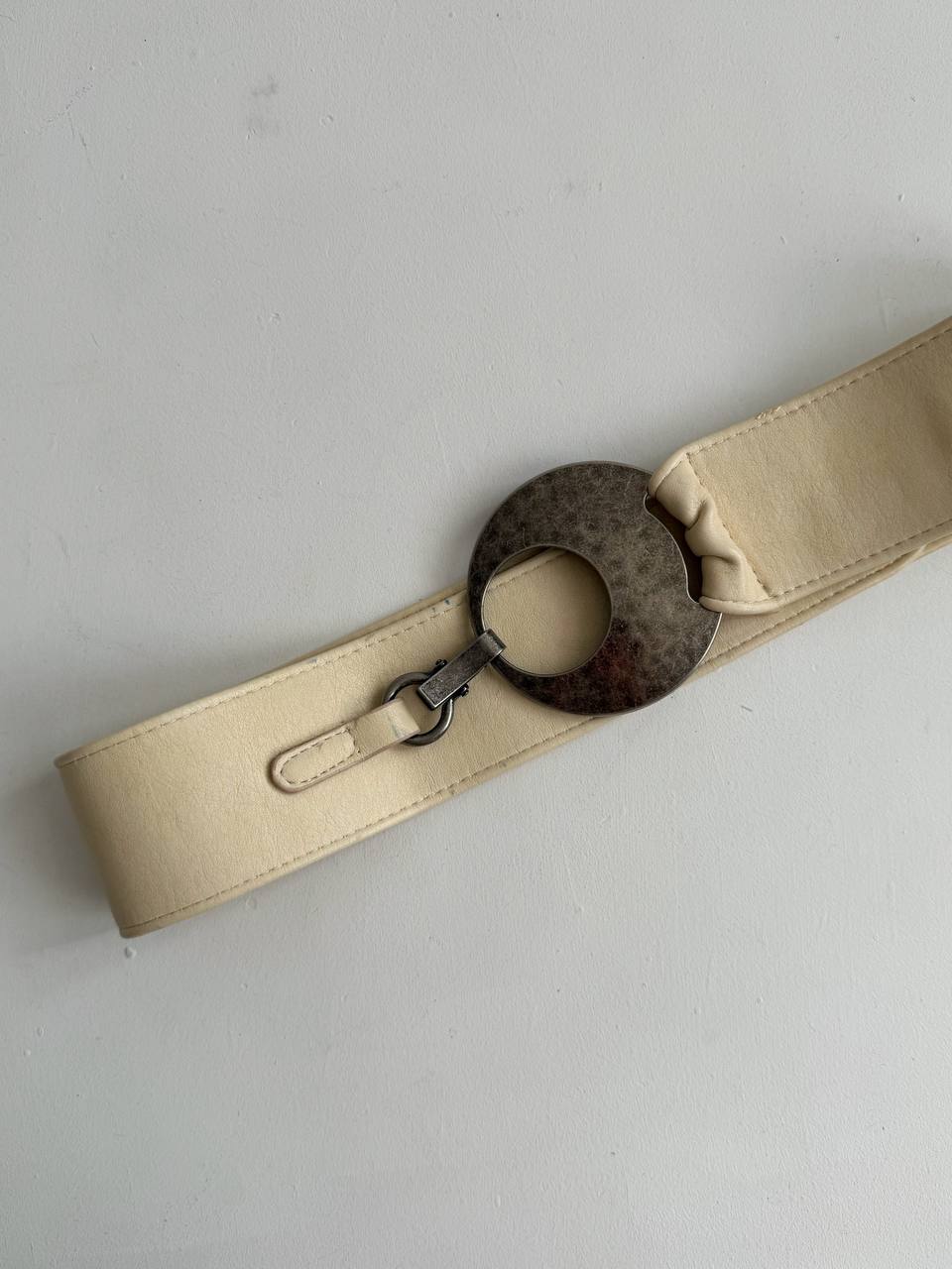 Vintage asymmetrical belt