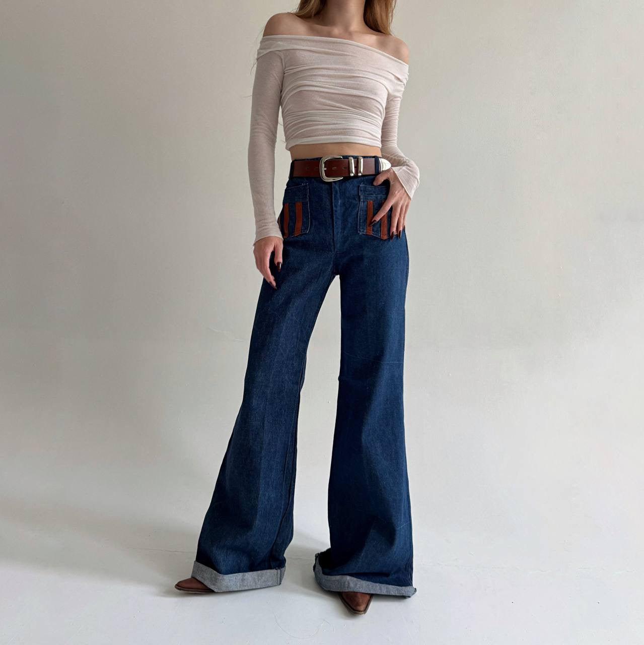 Vintage wide leg flared jeans