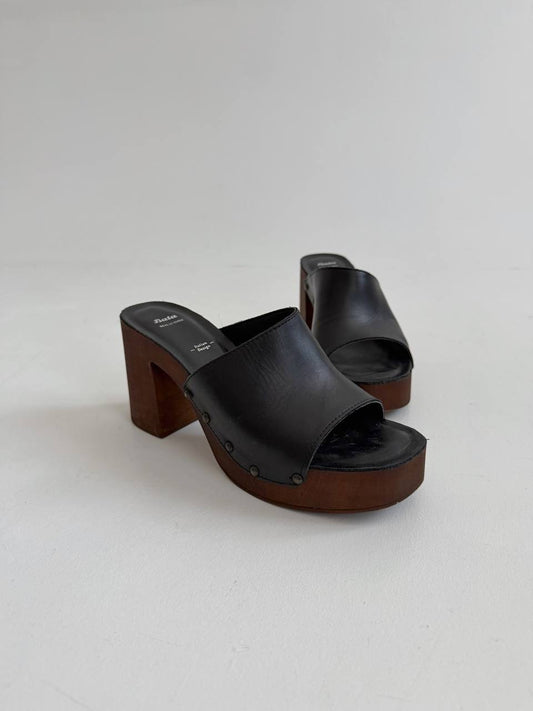 Vintage genuine leather chunky black clogs mules