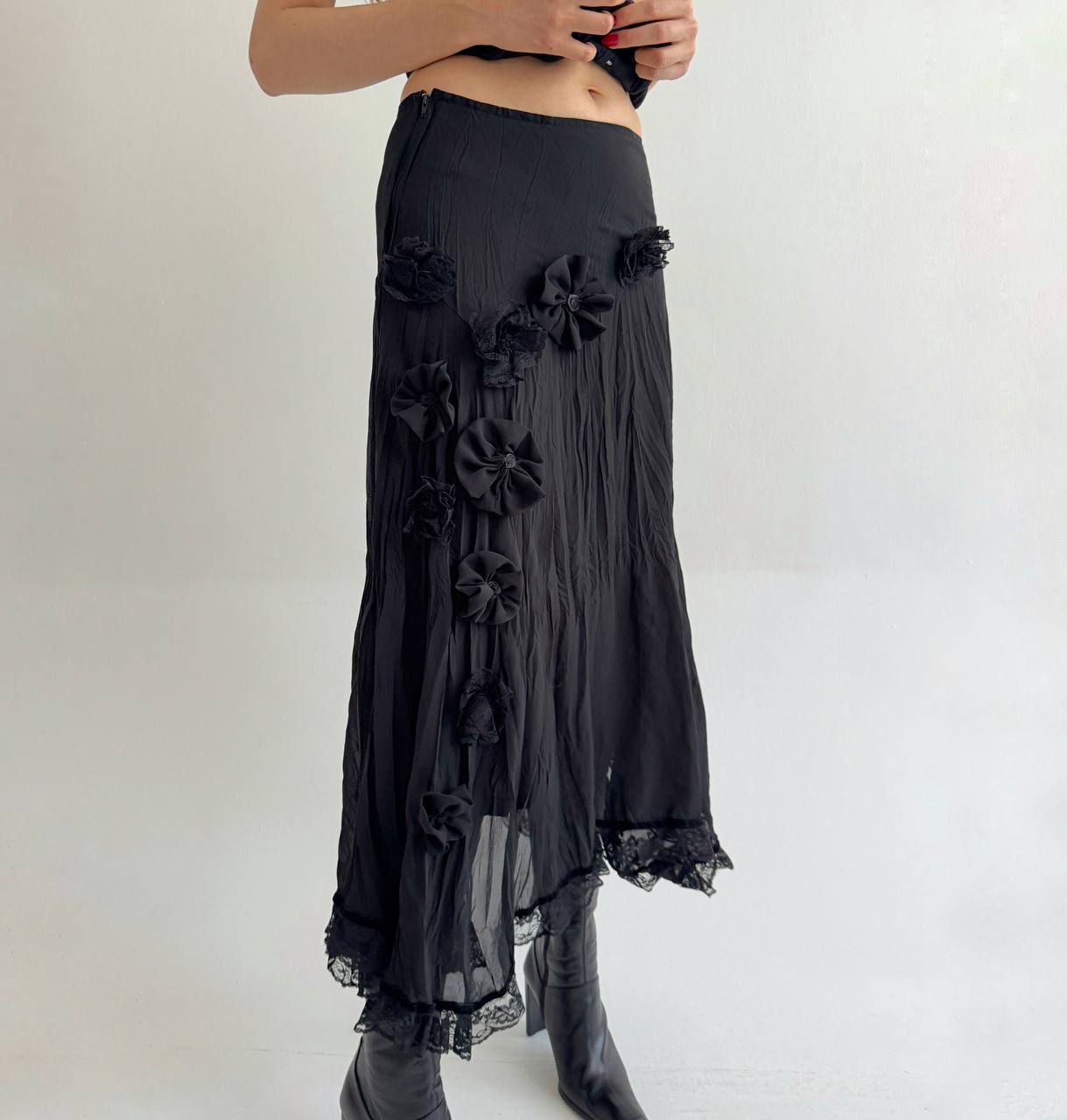 Vintage asymmetrical black lace flower appliqué skirt