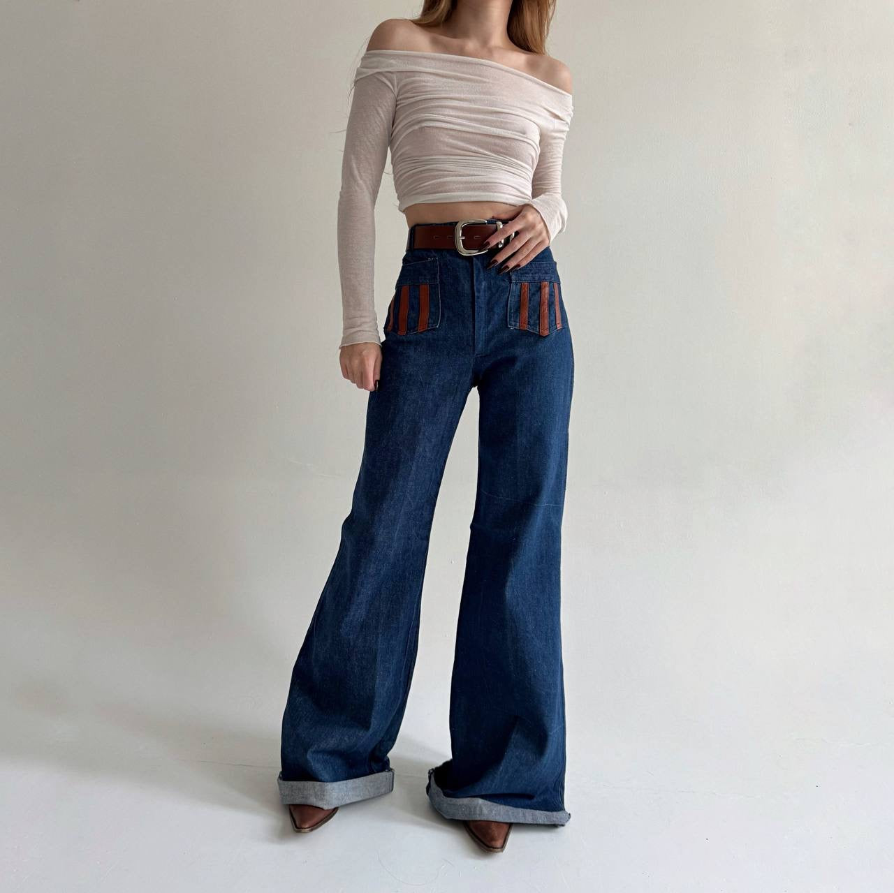 Vintage wide leg flared jeans