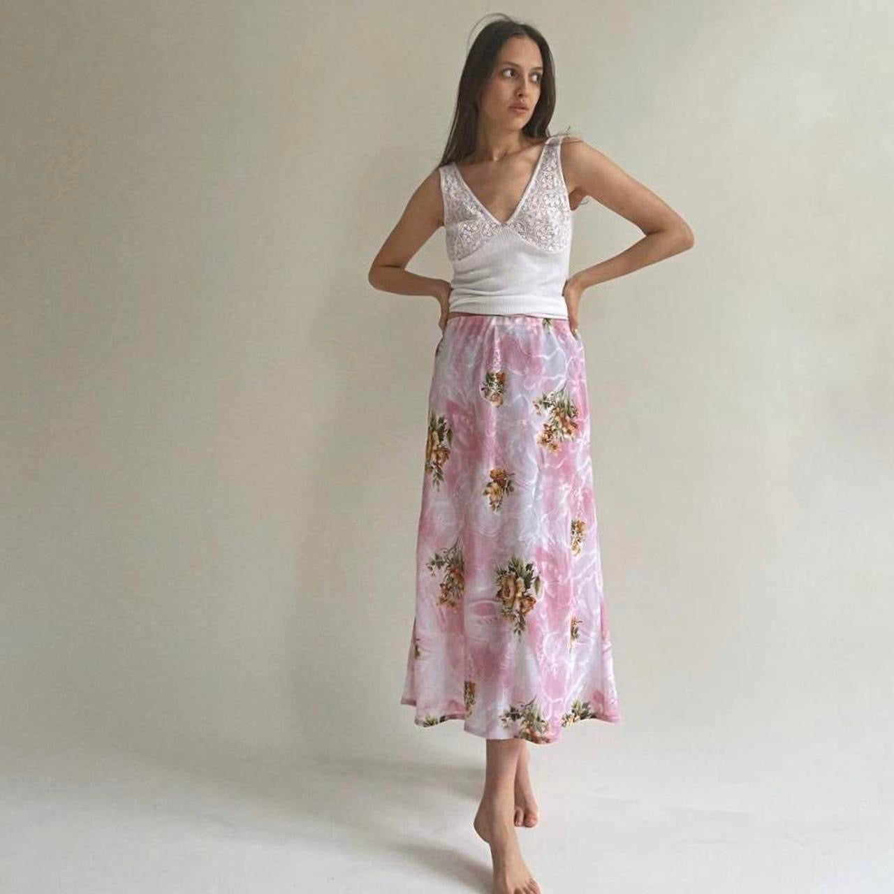 Vintage pink flower printed skirt